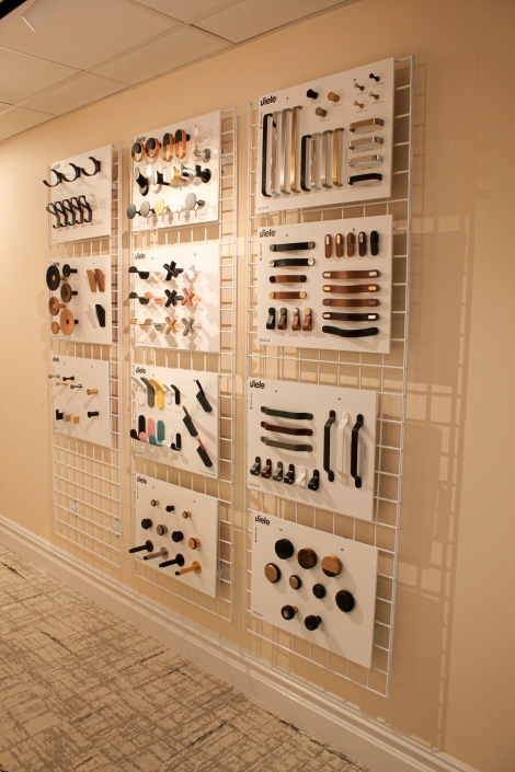 CABINET HARDWARE_1